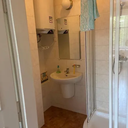 Malovanka Apartment *